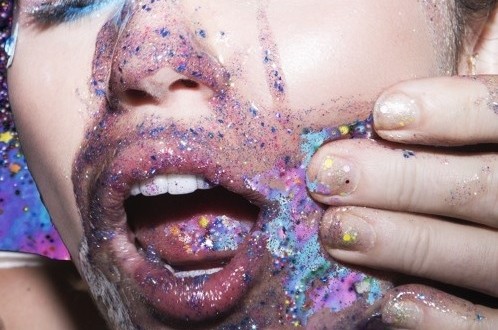 Miley Cyrus miley Cyrus And Her Dead Petz