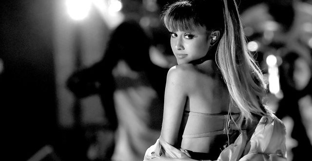 Ariana Grande Seasons Of Love with her Broadway team