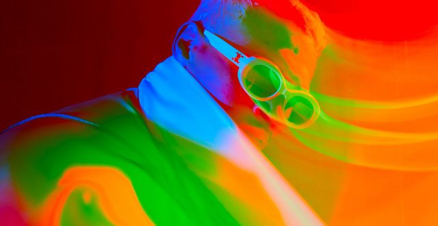 Chris Brown Call Me Every Day feat. Wizkid