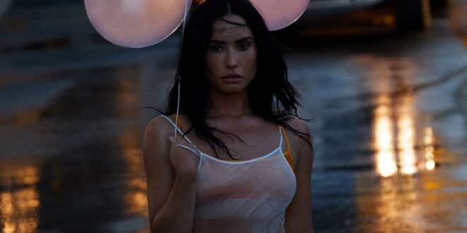 Demi Lovato - Its Not That Deep (Unless You Want It To Be)