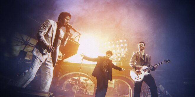 Jonas Brothers - Friends From Your Hometown