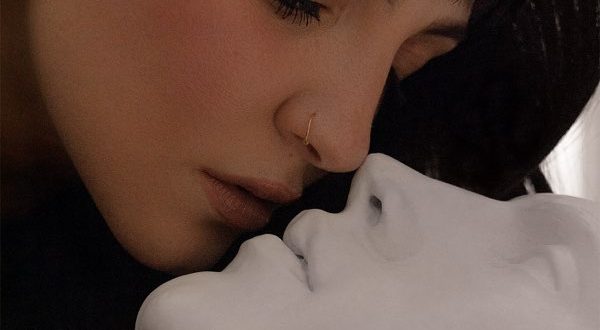 Julia Michaels Sorry To Me Too