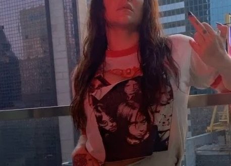 Kesha Rich White Straight Men