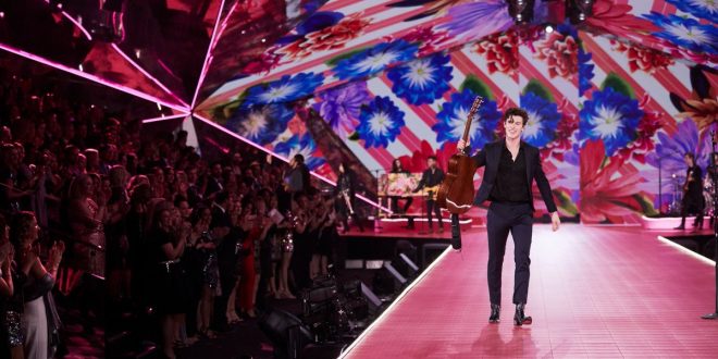 Live From The Victoria’s Secret 2018 Lost In Japan Shawn Mendes