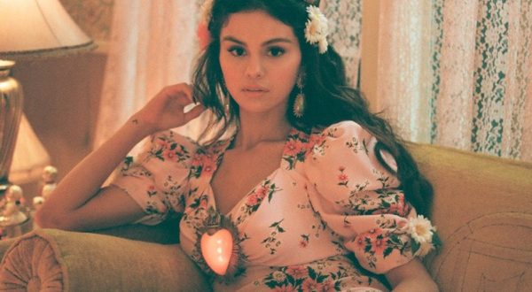 Selena Gomez De Una Vez