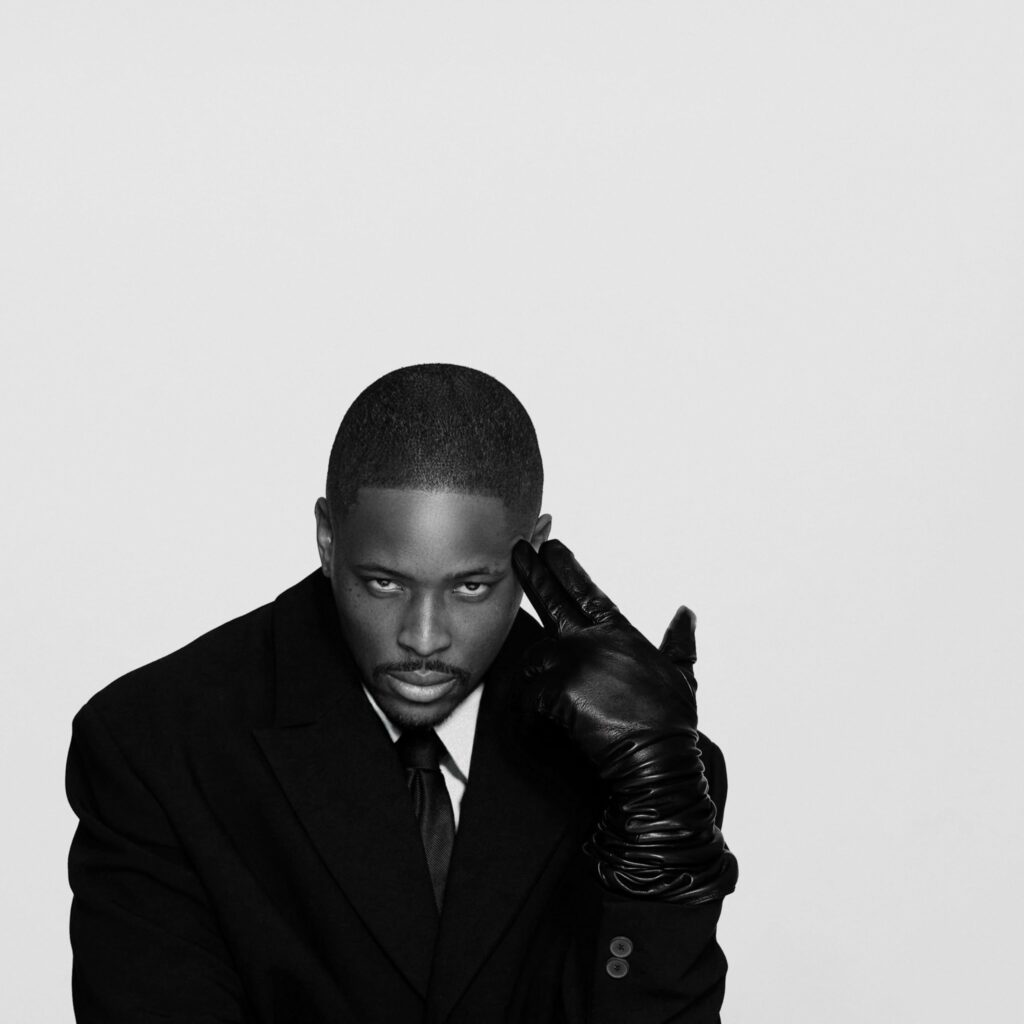 YG THE GENTLEMENS CLUB